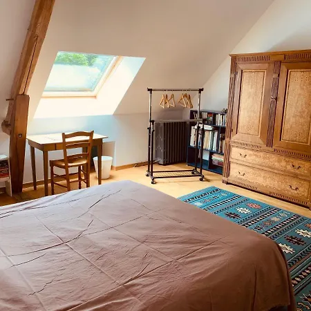 Ferme Des Trois Poiriers, Bed & Breakfast *