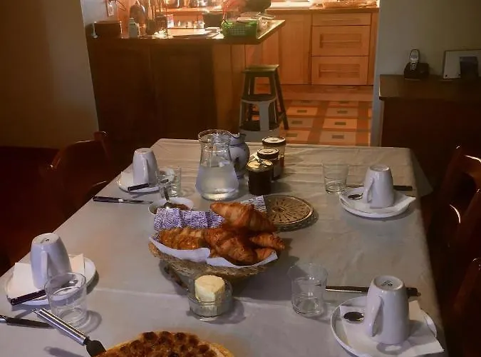 Ferme Des Trois Poiriers, * Teloché